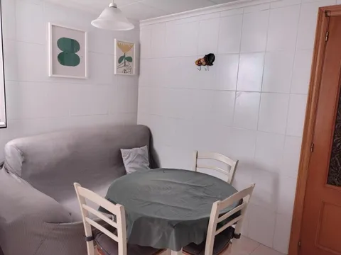 Quarto para alugar, Mislata