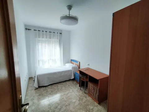 Pis de 100 m² a Almeria