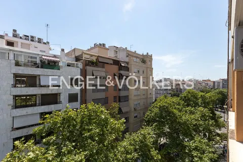 Pis de 98 m² a València