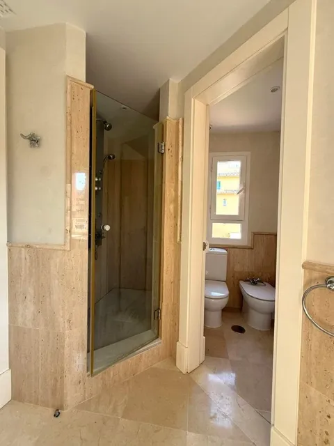 Pis de 180 m² a San Roque