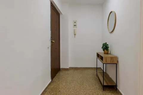 Chambre à louer, Valence