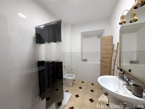 Pis de 80 m² a Linares