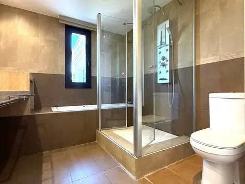 Appartamento 250 m² a Castilleja de la Cuesta