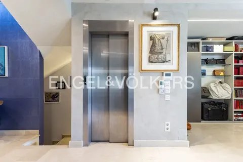 Casa de 305 m² a Tiana