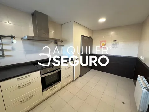 Casa de 230 m² a Valdeolmos-Alalpardo