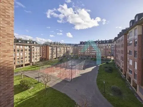 Appartement 82 m² à Oviède