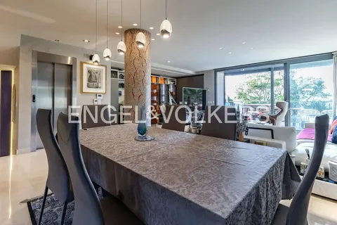 Casa de 305 m² a Tiana