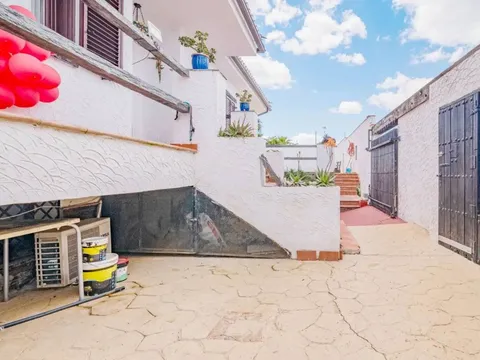Casa de 350 m² a Las Gabias