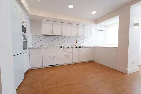Appartement 90 m² à Valence (2/23)
