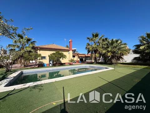 Casa de 387 m² a Dos Hermanas