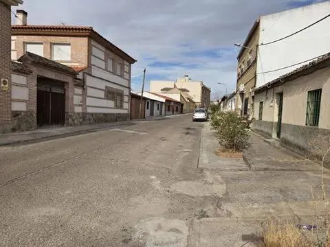 Casa de 60 m² a Cebolla