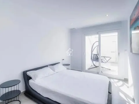 Casa de 400 m² a Los Montesinos