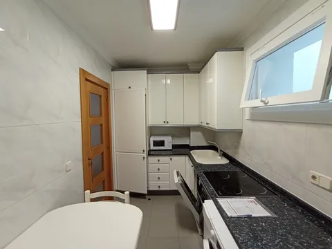 Pis de 94 m² a Barañáin / Barañain