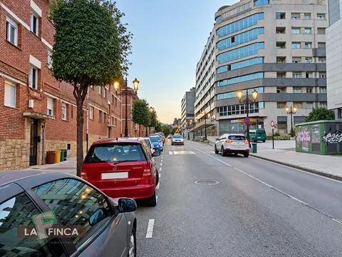 Pis de 71 m² a Oviedo