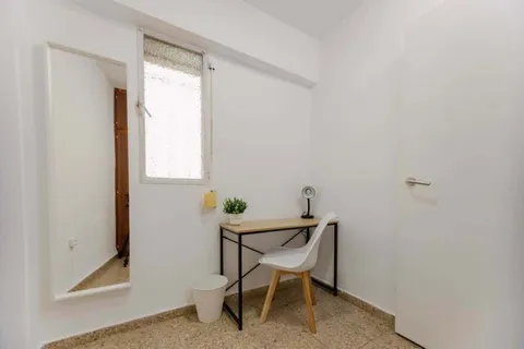 Chambre à louer, Valence