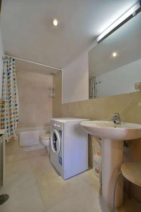Pis de 93 m² a Madrid