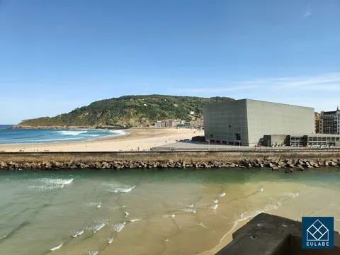 Pis de 115 m² a Sant Sebastià