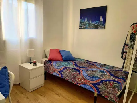 Chambre à louer, Valence