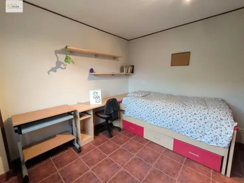 Casa de 140 m² a Hazas de Cesto