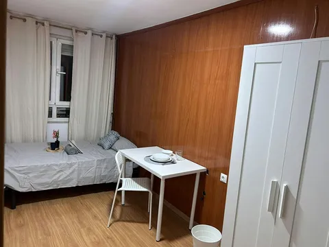 Room for rent, Madrid