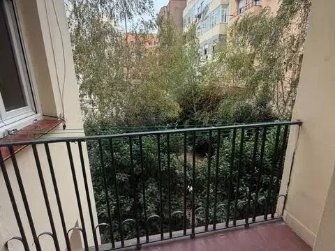 Chambre à louer, Madrid (3/3)