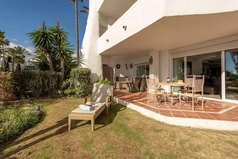 Pis de 242 m² a Estepona