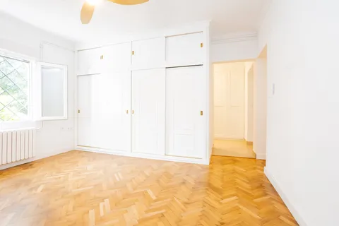 House 295 m² in Bétera