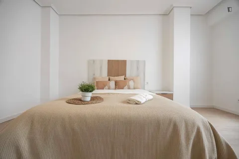 Chambre à louer, Valence
