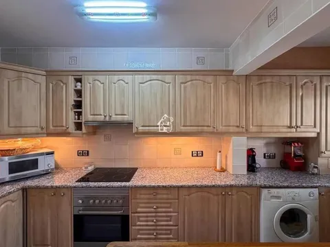 Casa de 90 m² a Oriola