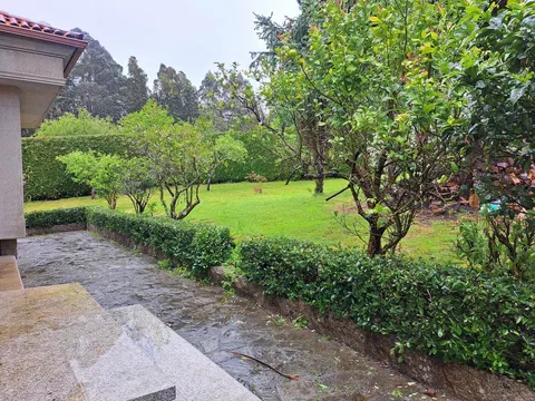 Casa de 494 m² a Teo