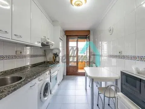 Pis de 111 m² a Oviedo