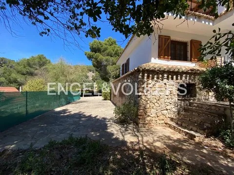 Appartement 380 m² à Nàquera / Náquera