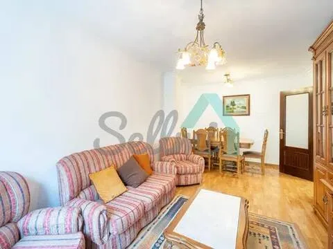 Pis de 75 m² a Oviedo