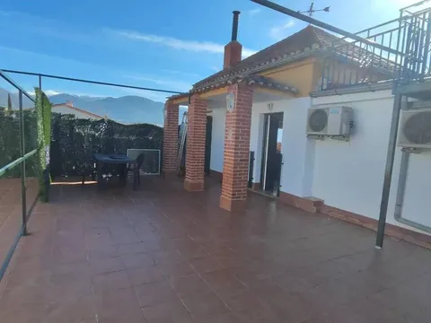 Flat 185 m² in Huétor Vega