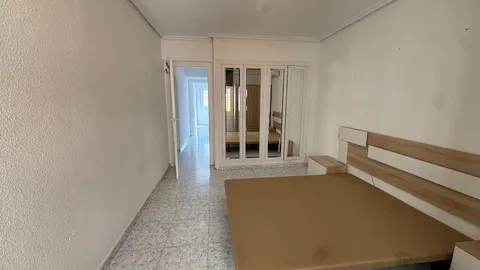 Piso de 80 m² en Sax