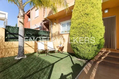 Piso de 150 m² en Nàquera / Náquera