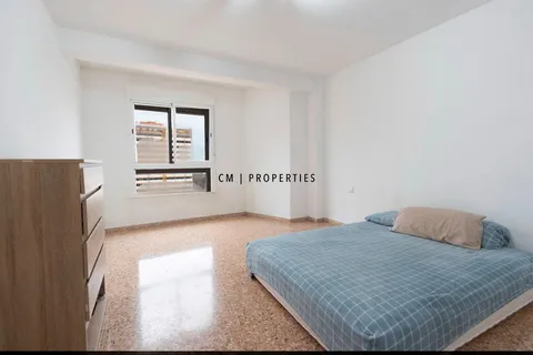Wohnung 97 m² in Valencia