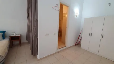 Habitació de lloguer, Barcelona (4/21)