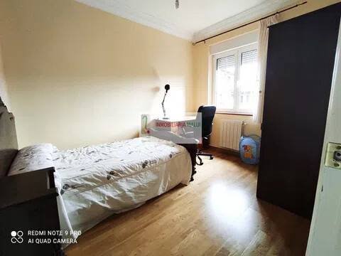 Piso de 90 m² en Oviedo