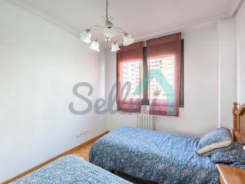 Piso de 98 m² en Oviedo