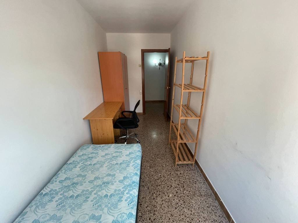 Habitación 120 m², Lérida