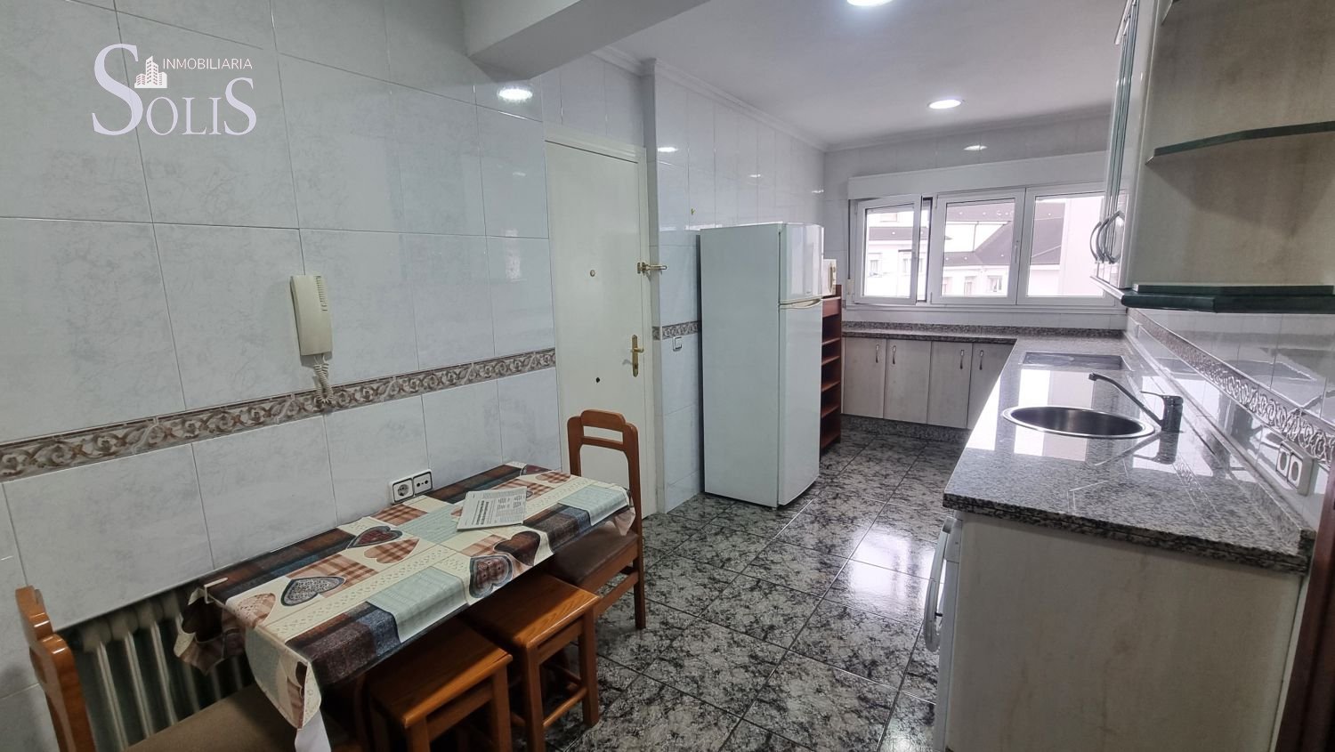 Piso de 95 m² en Oviedo