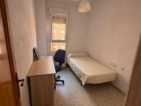 Piso de 110 m² en Almería