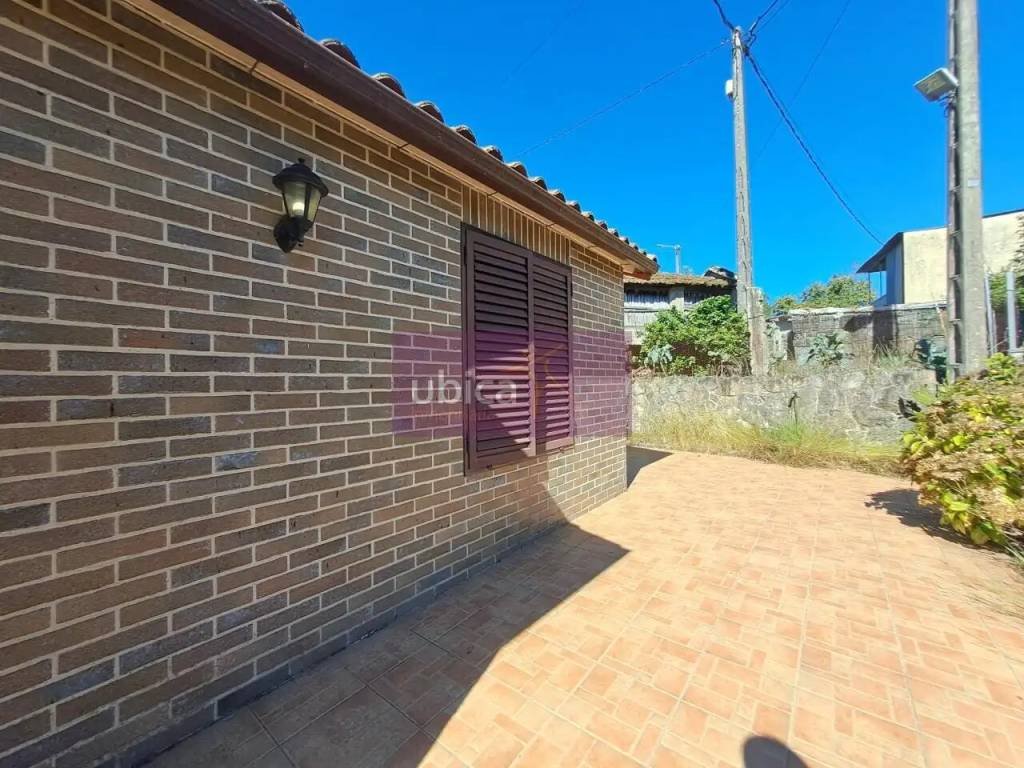 Casa de 109 m² en A Caniza