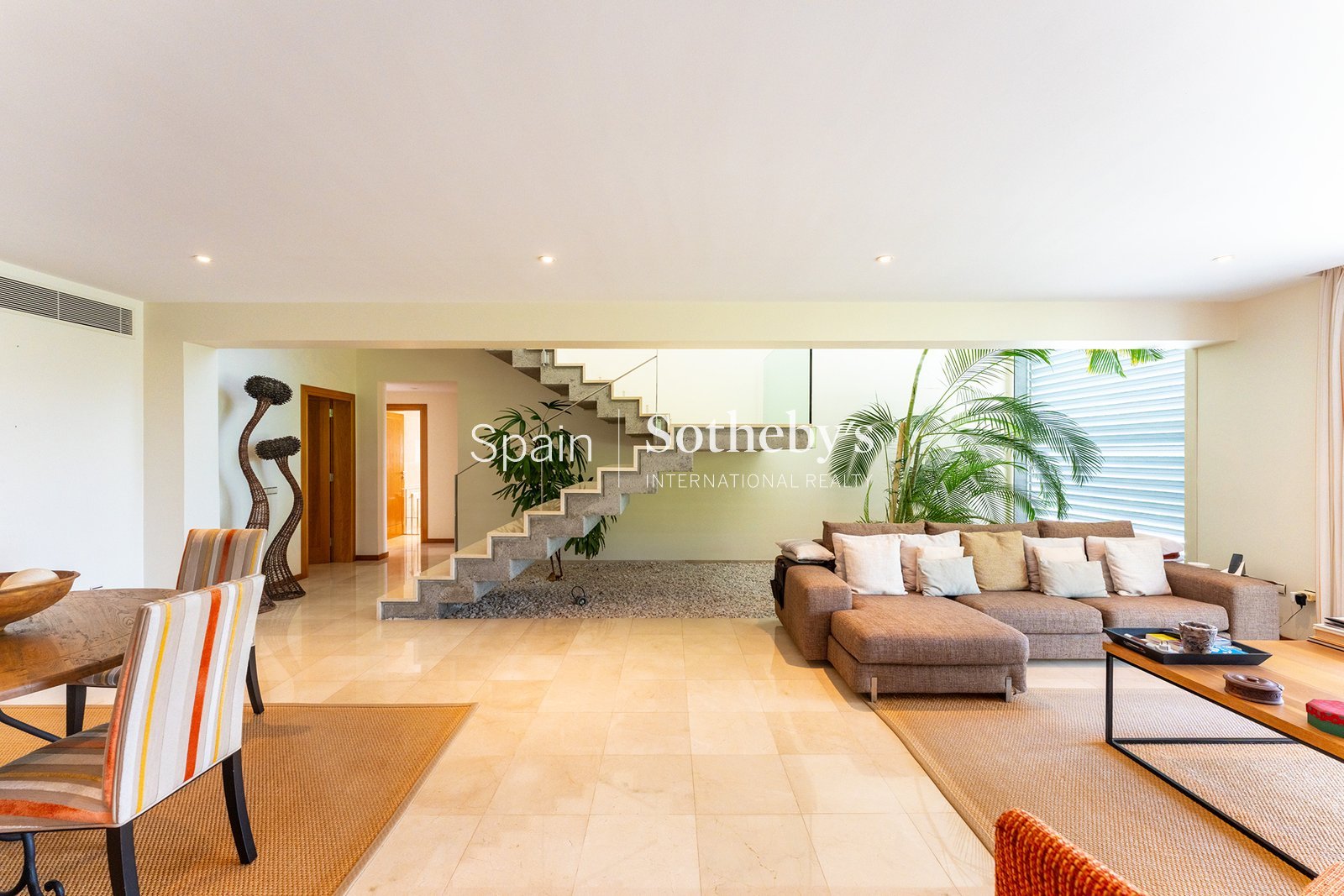 Casa de 742 m² en Arona
