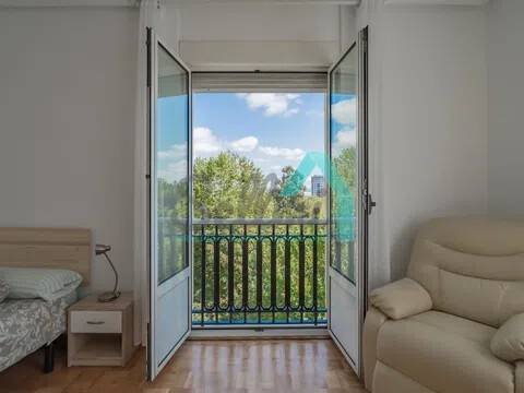 Piso de 153 m² en Oviedo