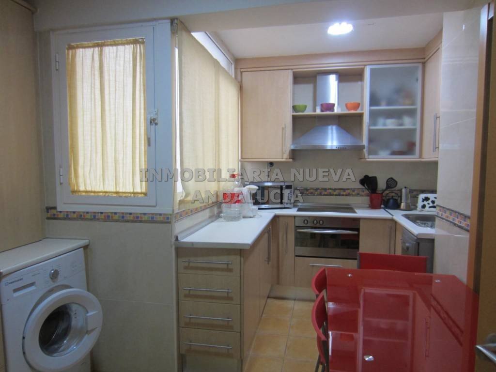 Piso de 85 m² en Almería