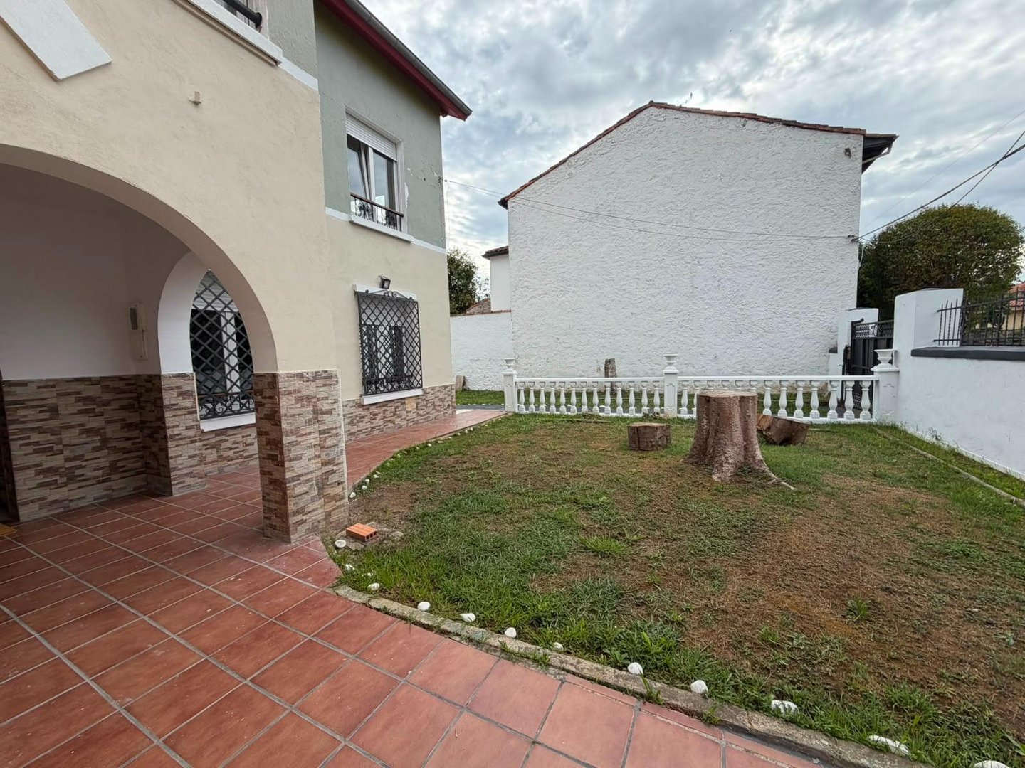 Casa de 328 m² en Gijón