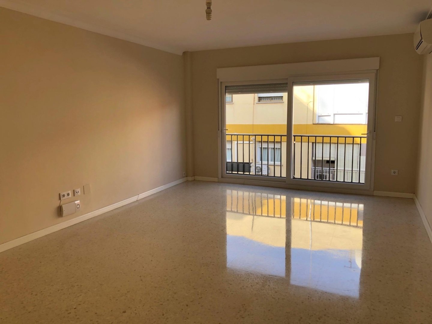 Piso de 146 m² en Sevilla