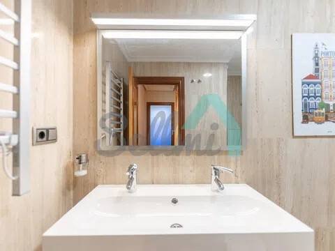 Piso de 112 m² en Oviedo